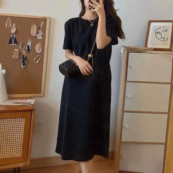 226 祺欣家 时尚简约风高级感时尚显瘦针织连衣裙