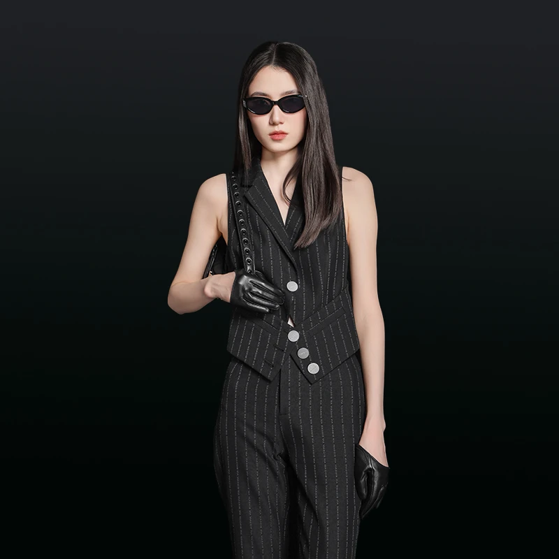 MAGGIE MA马婧设计师款百搭时尚竖条纹马甲喇叭裤套装264S-239P