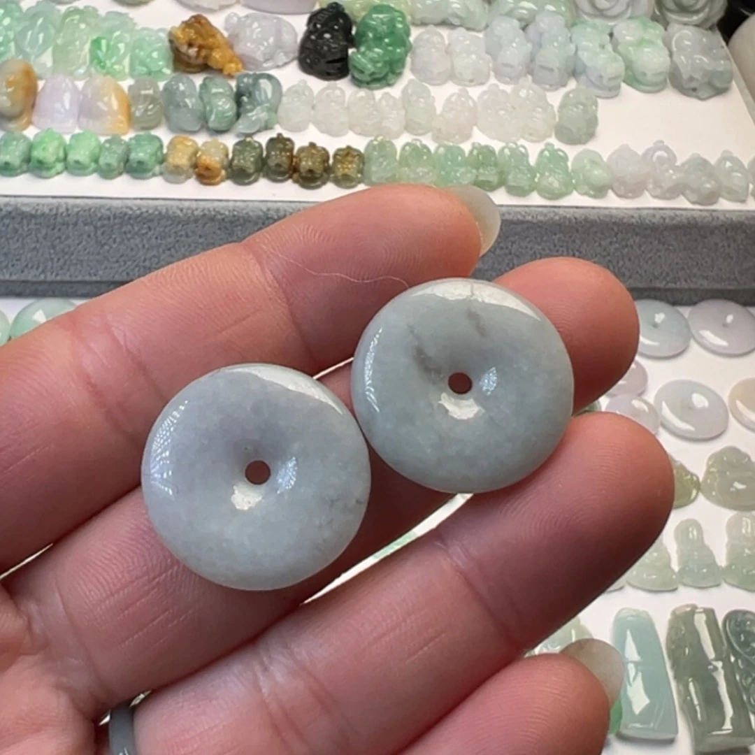 【闪购商品】翡翠颈饰未镶嵌