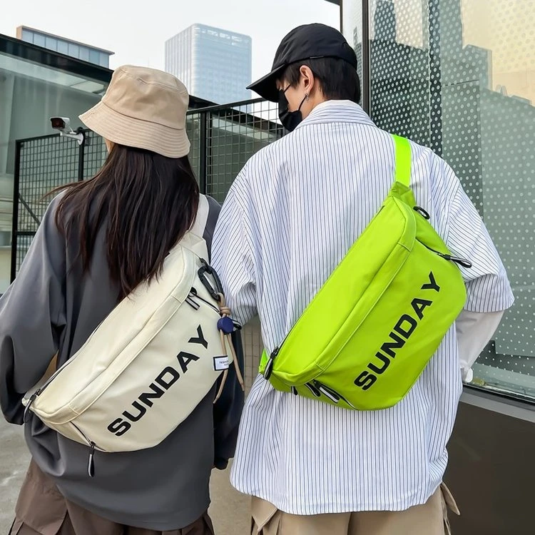 新款潮流大容量胸包男女同款情侣款包包反光设计