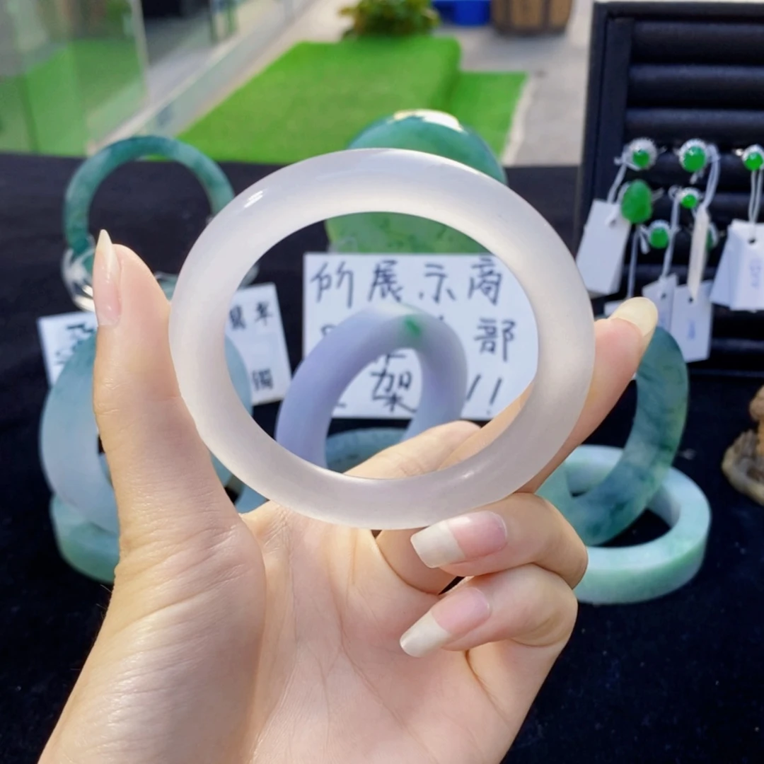 【闪购商品】翡翠手镯未镶嵌