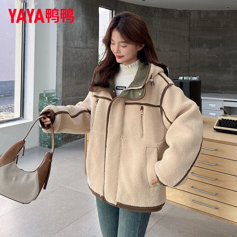 鸭鸭官方正品羽绒服男女2025冬季新款户外时尚保暖情侣摇粒绒外套