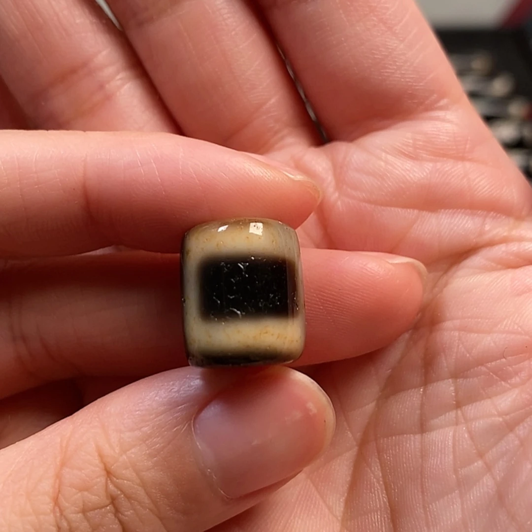 【闪购商品】玛瑙/玉髓颈饰合金一**师