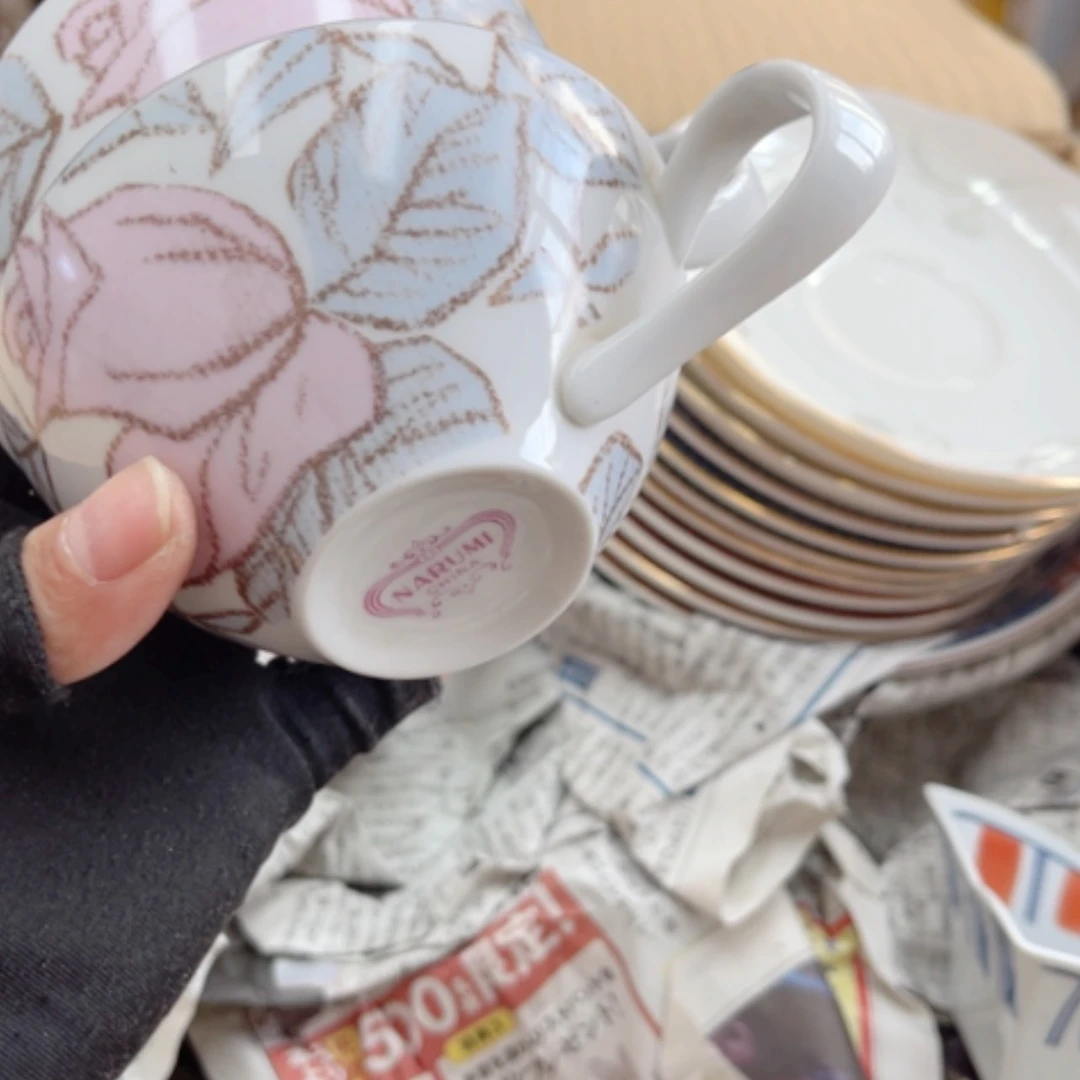 【闪购商品】玻璃茶盏一**猪