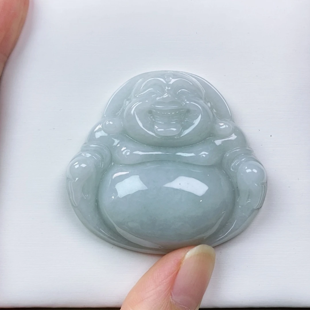 翡翠颈饰未镶嵌佛公