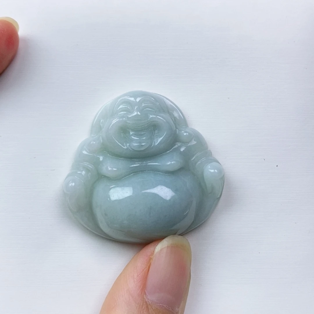 翡翠颈饰未镶嵌佛公