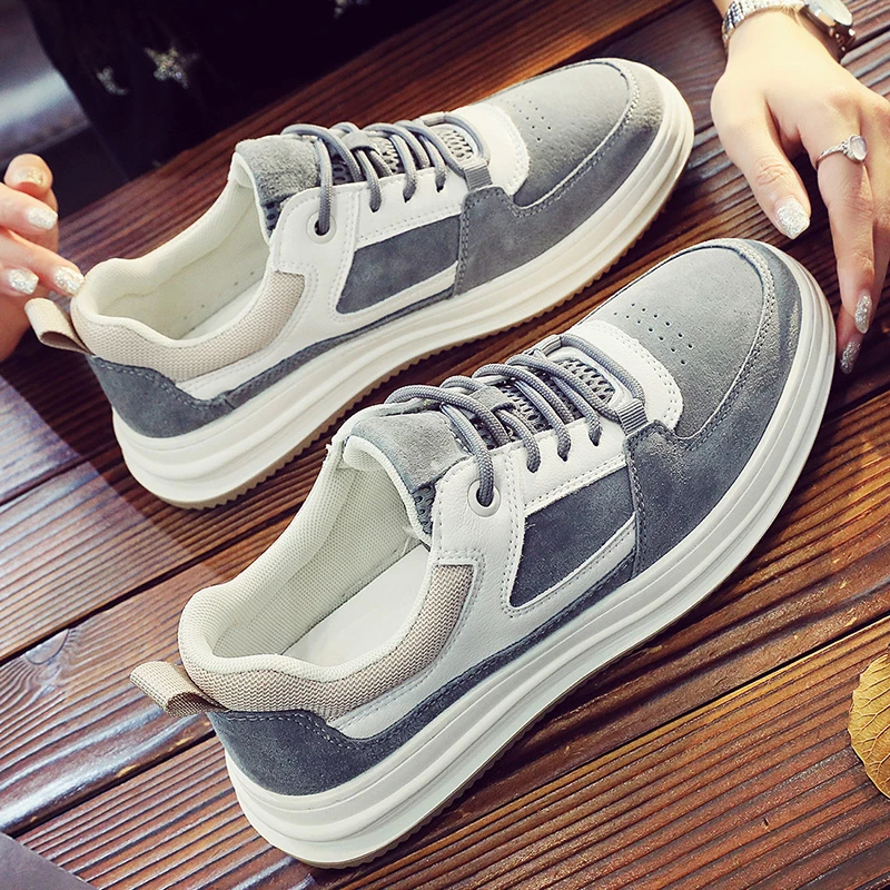 秋季真皮2024新款韩版百搭灰色运动男士板鞋厚底透气休闲男鞋潮鞋