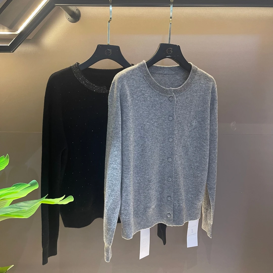 2024夏季百搭修身透气时尚潮流轻奢上衣打底长袖圆领T恤女 7006