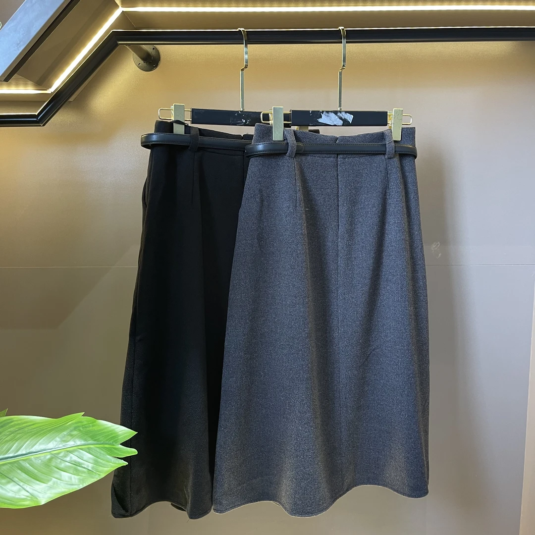 2024秋冬季新款时尚百搭舒适显瘦女装半身裙高腰裙半身裙 7081