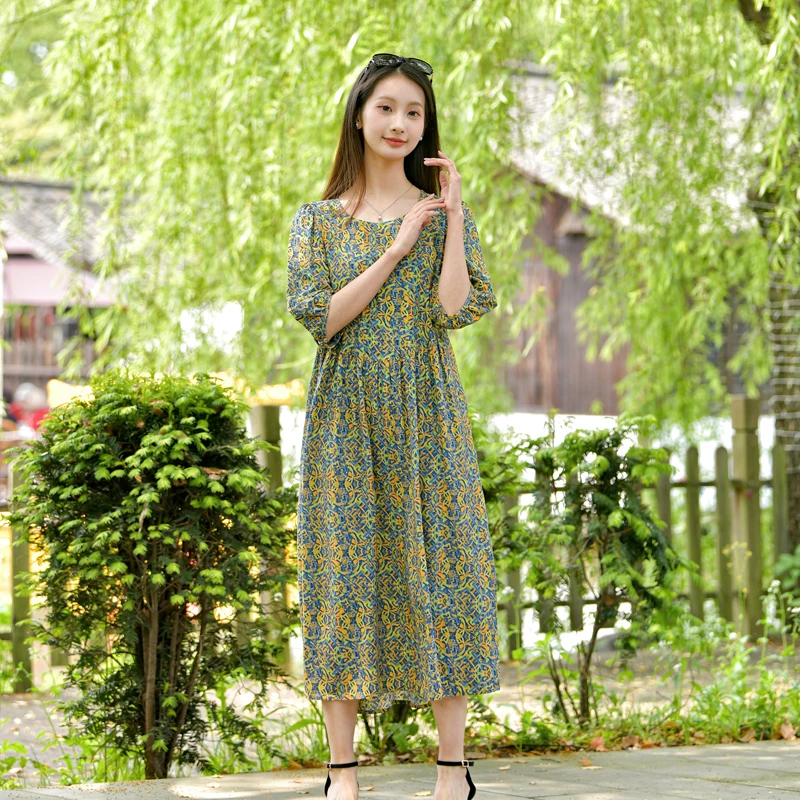气质棉绸连衣裙女2025夏新款时尚洋气人造棉五分袖宽松中长款裙子