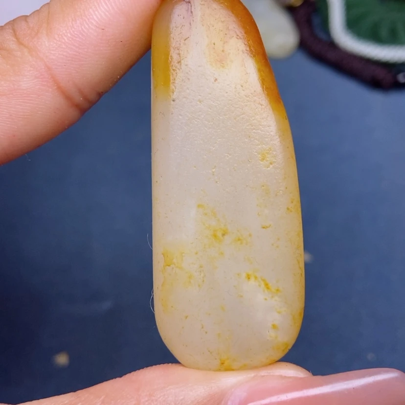 【闪购商品】和田玉(糖玉)颈饰未镶嵌