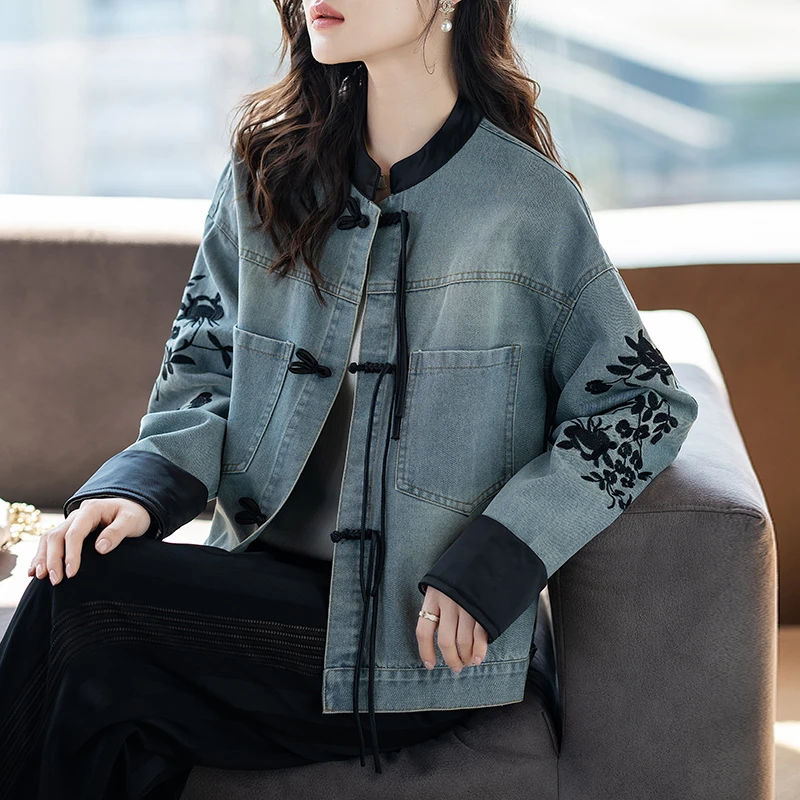 新中式国风刺绣牛仔外套女春秋2024新款时尚大码夹克短款宽松上衣