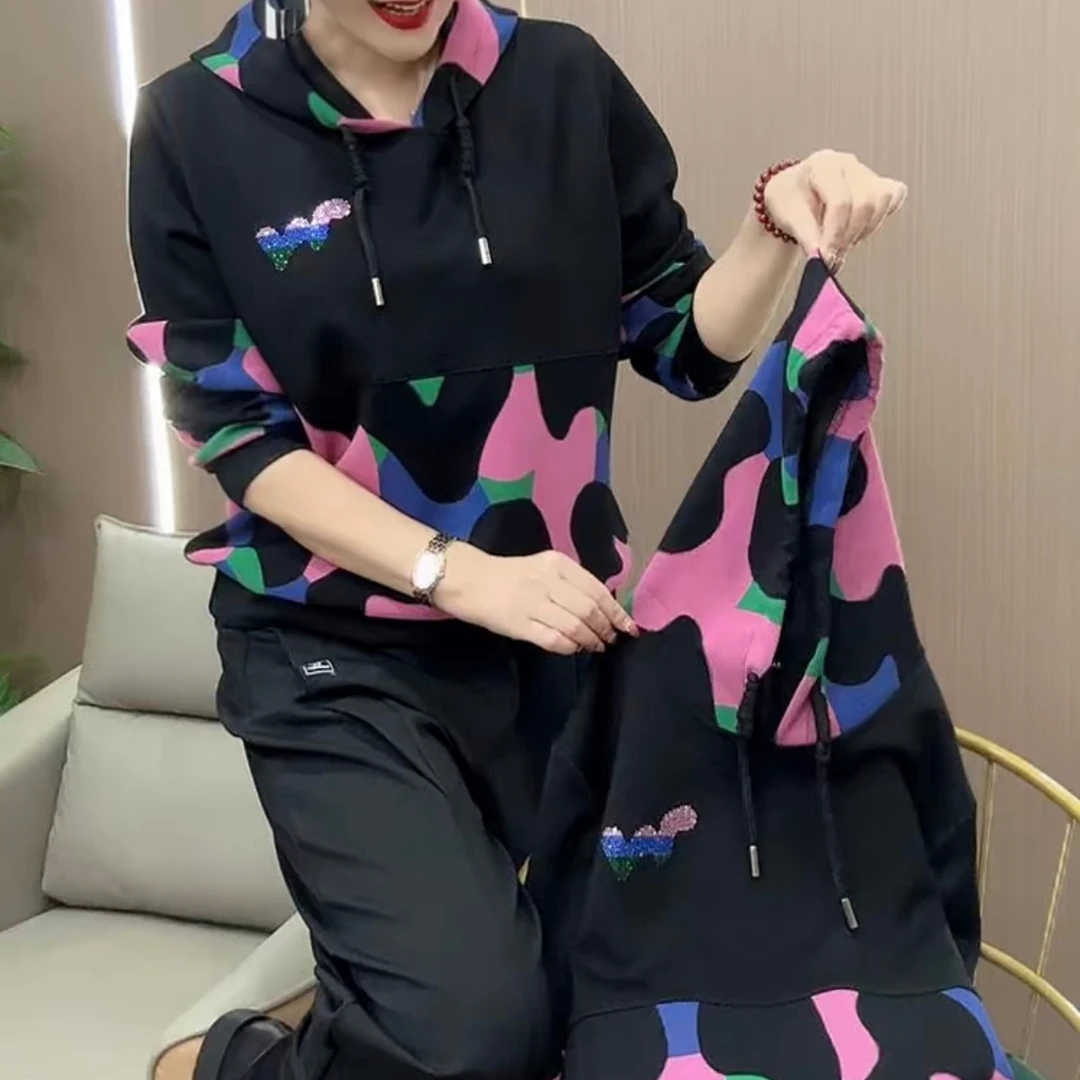 秋季新款连帽印花烫钻休闲卫衣