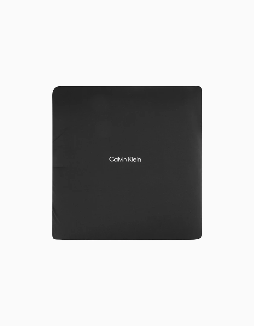 Calvin Klein可收纳旅行毯