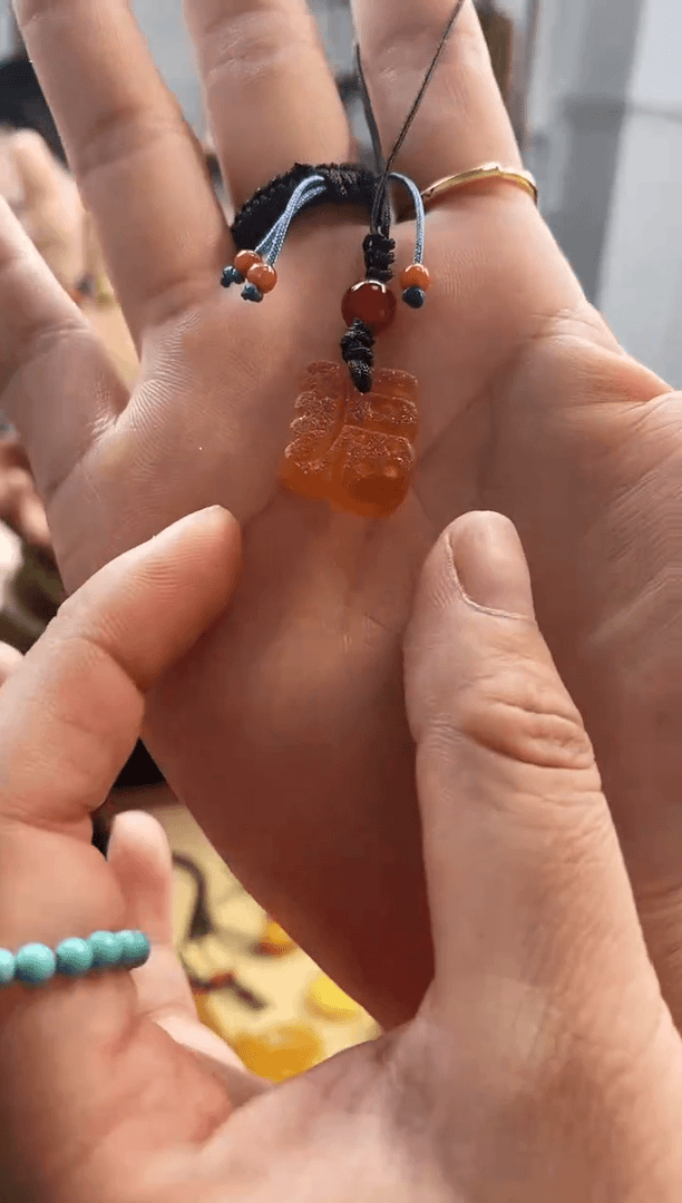 【闪购商品】琥珀裸石未镶嵌1