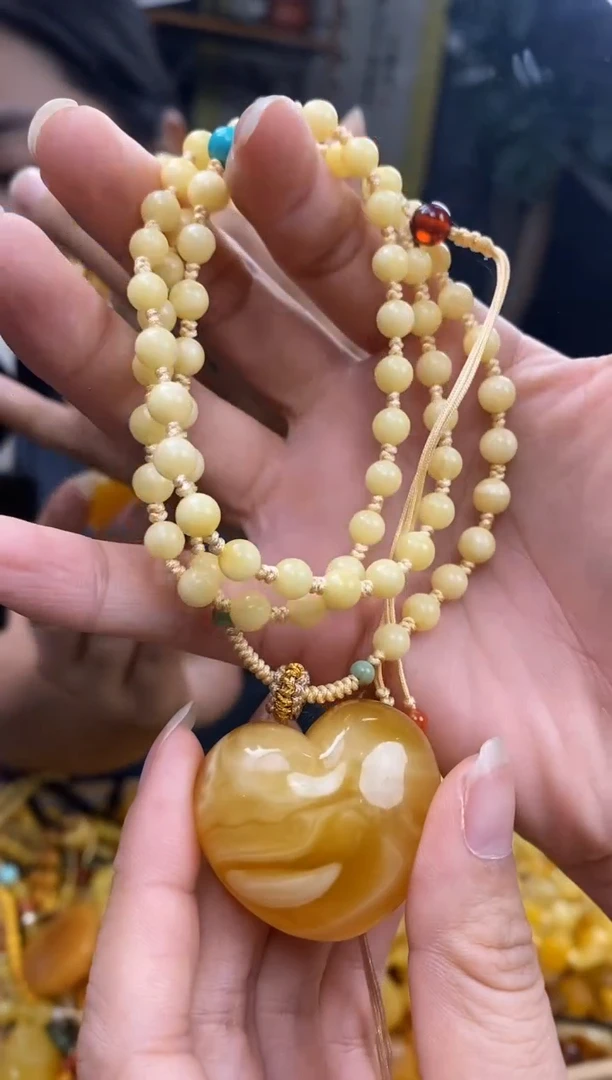 【闪购商品】蜜蜡裸石未镶嵌蜜蜡吊坠