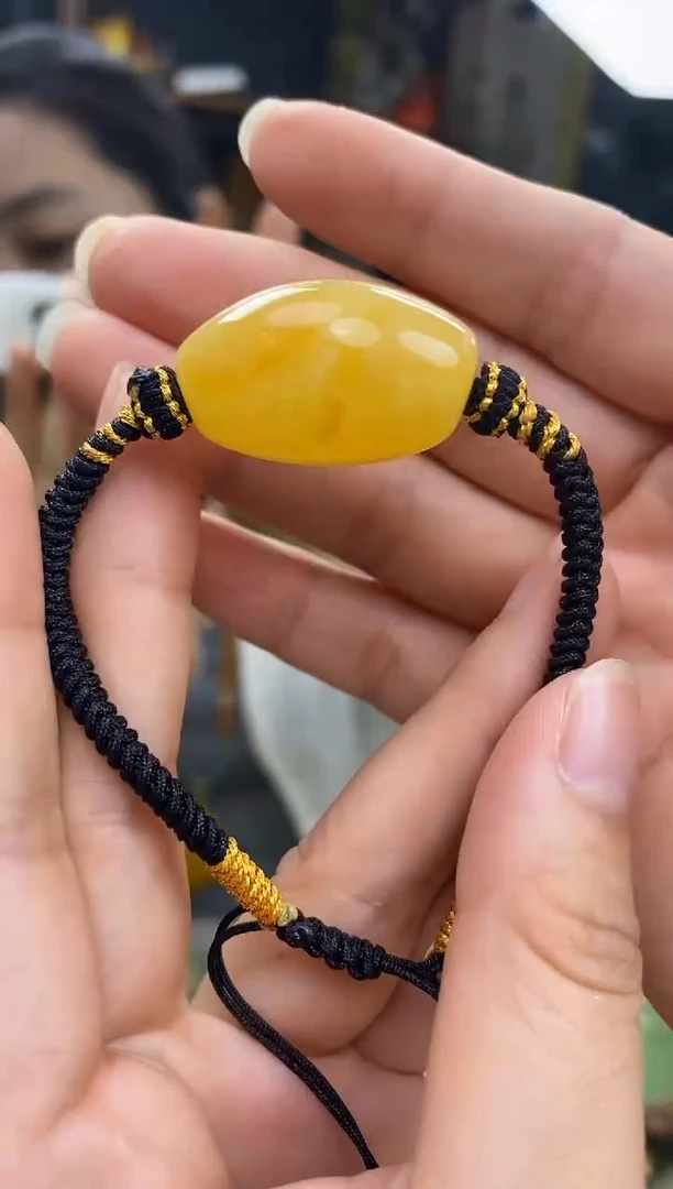 【闪购商品】琥珀裸石未镶嵌蜜蜡手绳