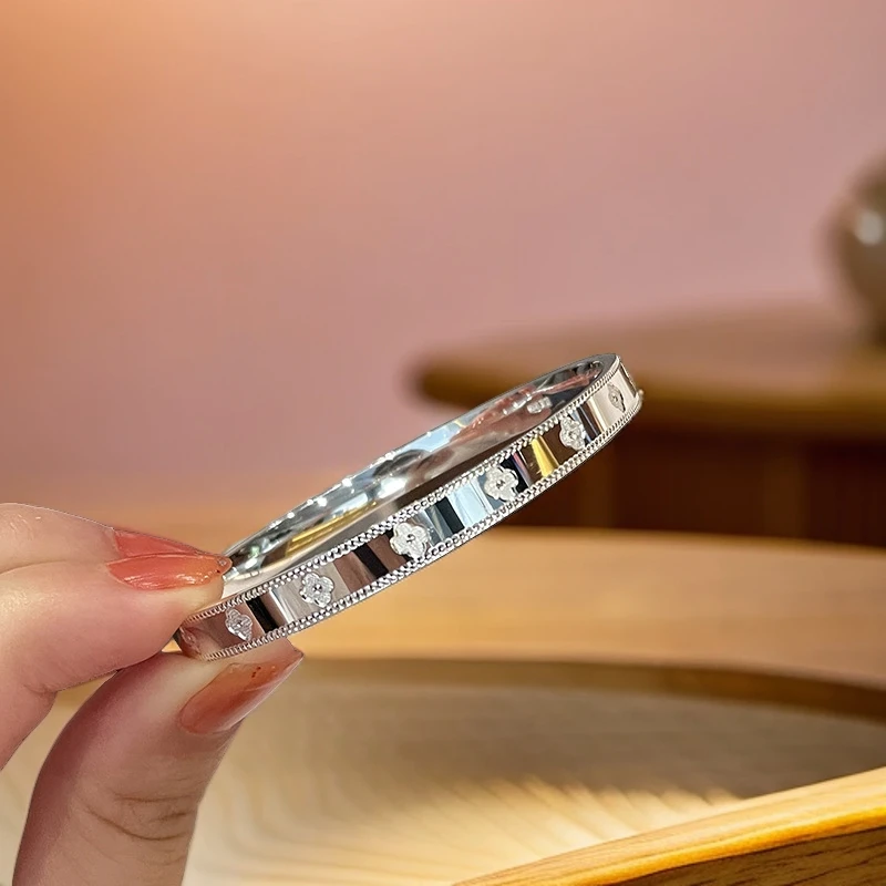 足银手镯 足银手镯 足银999.9万花筒四叶草闭口款气质百搭甜美