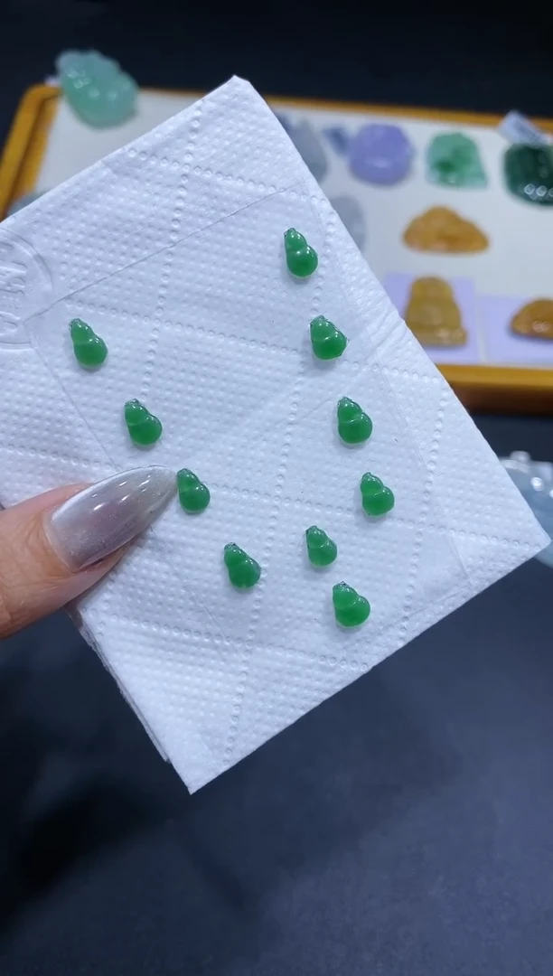 【闪购商品】定制翡翠未镶嵌翡翠