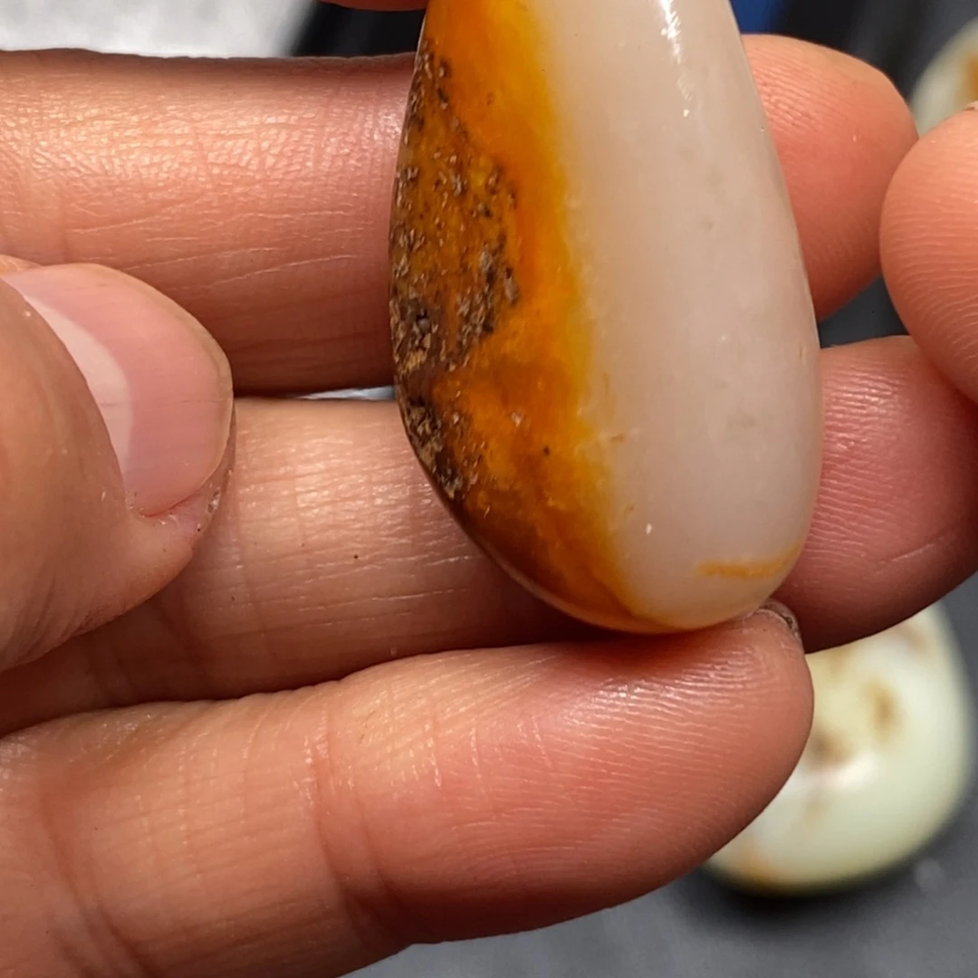 和田玉（糖玉）挂件未镶嵌