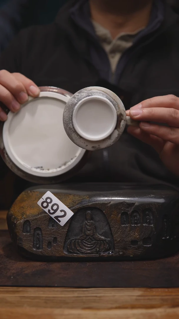 【闪购商品】陶瓷杯子892手同深红色咖啡杯