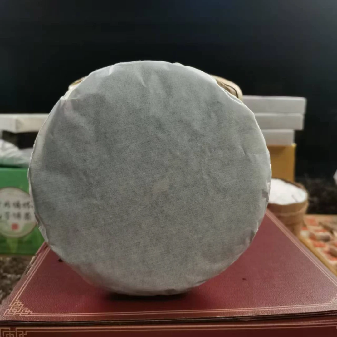 2024年哆依树生茶饼茶200g