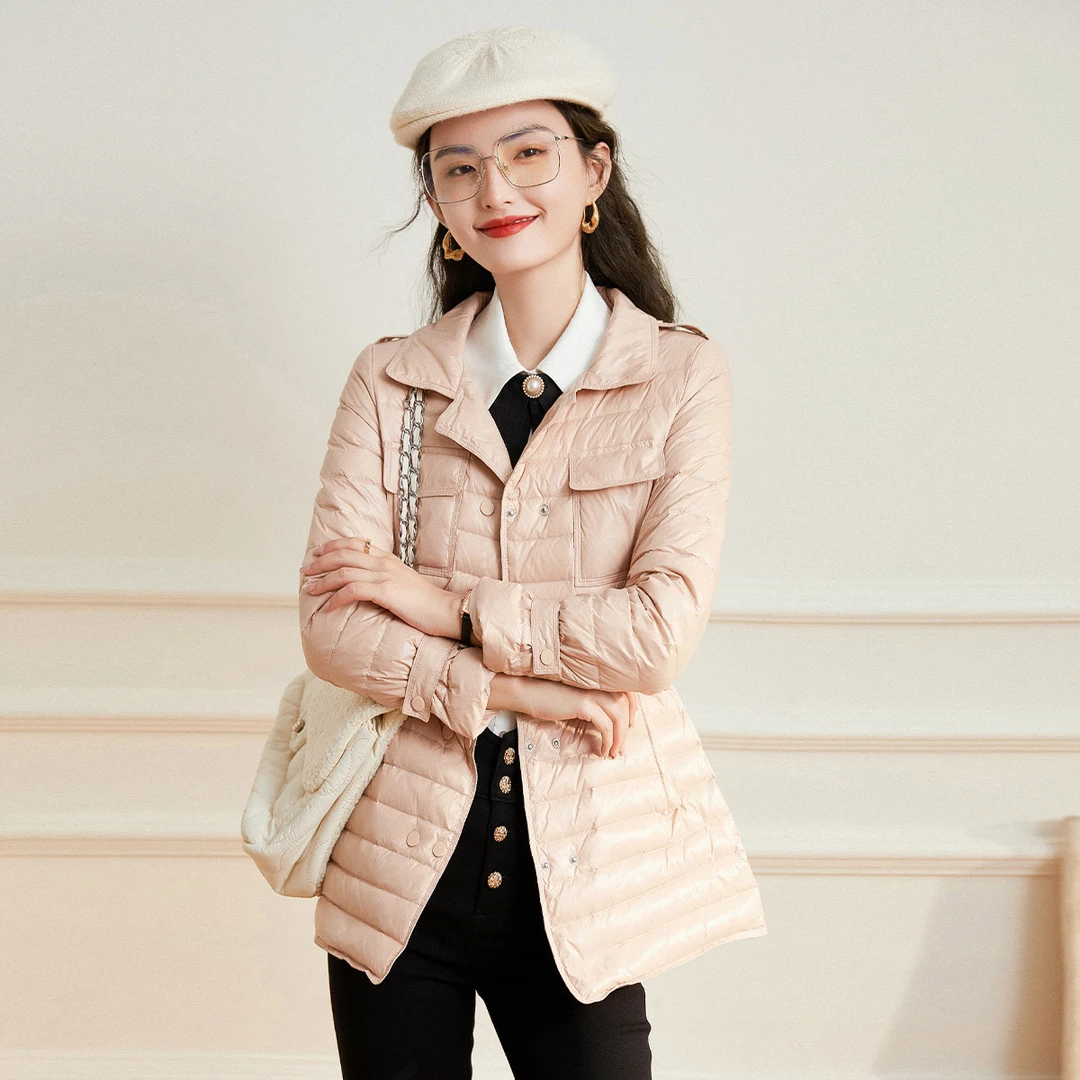 白鹿语简约抽绳收腰秋冬款翻领轻薄羽绒服时尚鸭绒外套女BX30019
