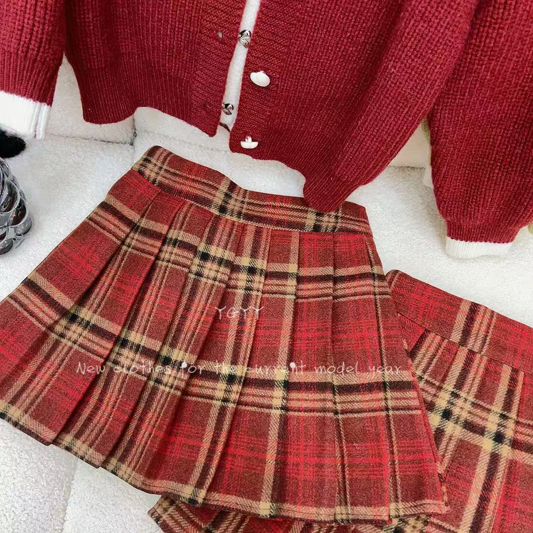 388-【年款氛围感】超百搭韩系格子百褶裙洋气女童时尚红色