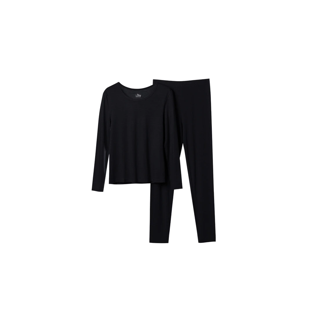 硬货哥   女士色纺腈纶圆领套装241310