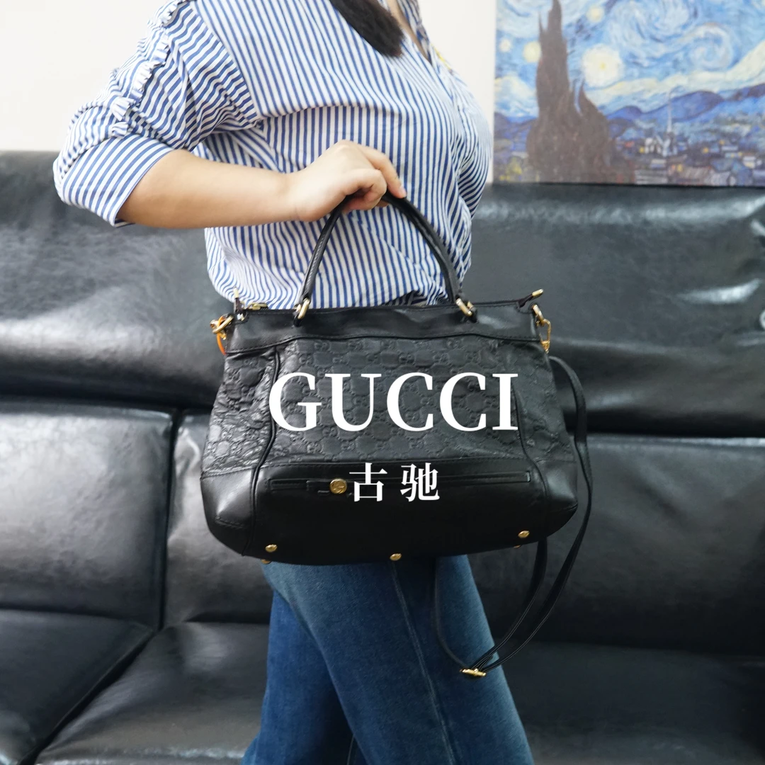 95新 GUCCI/古驰 压纹斜挎包/FYBC09621583/1583
