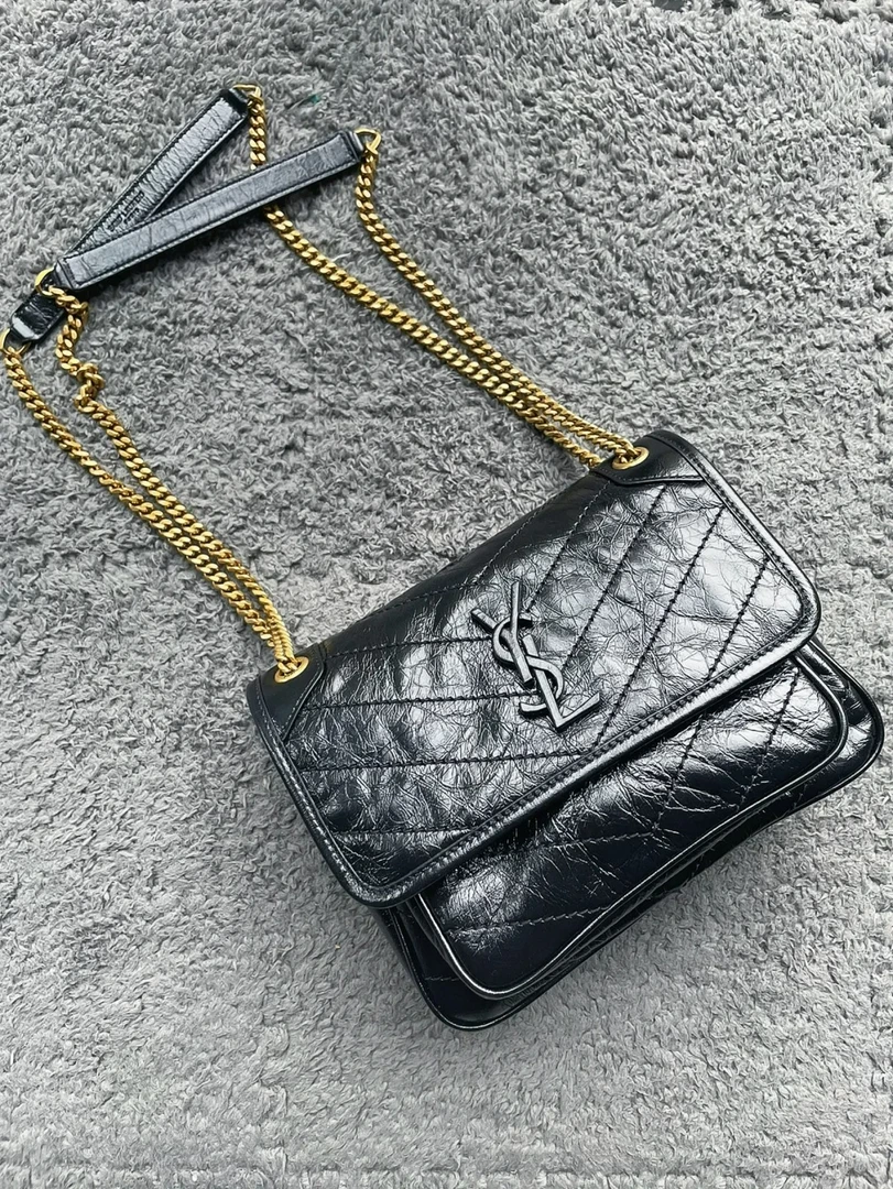 99新 YSL/圣罗兰 ysl niki小号黑金d扣斜挎包/公价无/甄选
