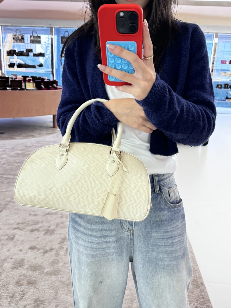 99新 LouisVuitton/路易威登 lv 水波纹手提白色/公价无/甄选