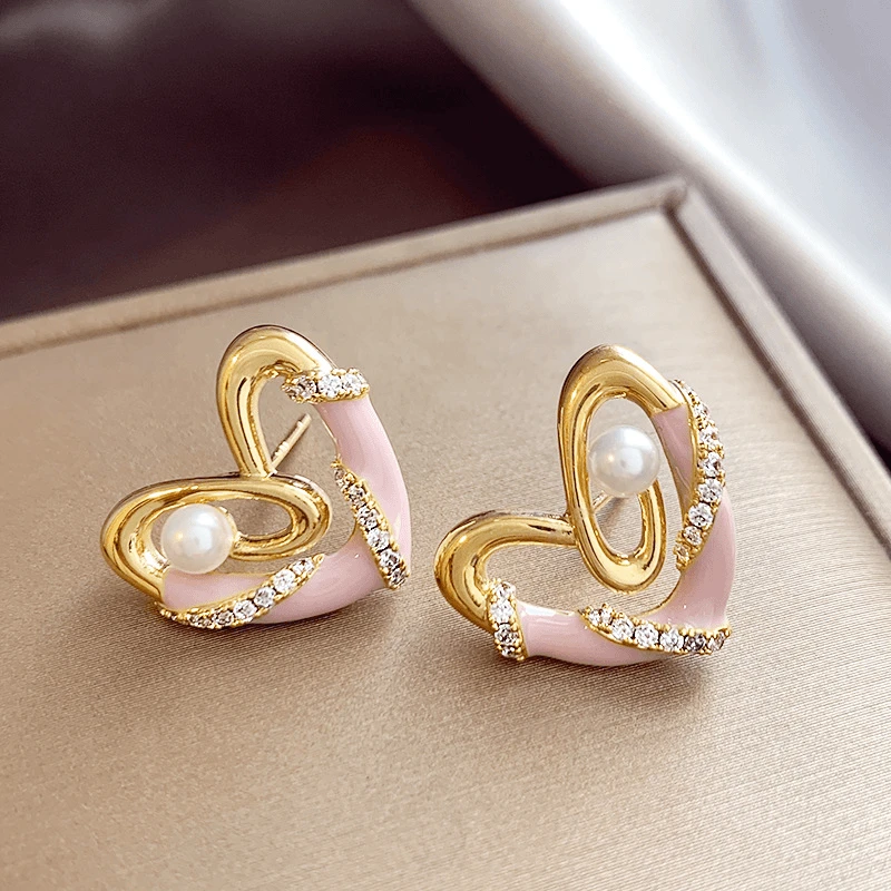 合金耳饰 爱心珠珠耳钉女2025年新款设计感小众耳环轻奢独特耳饰