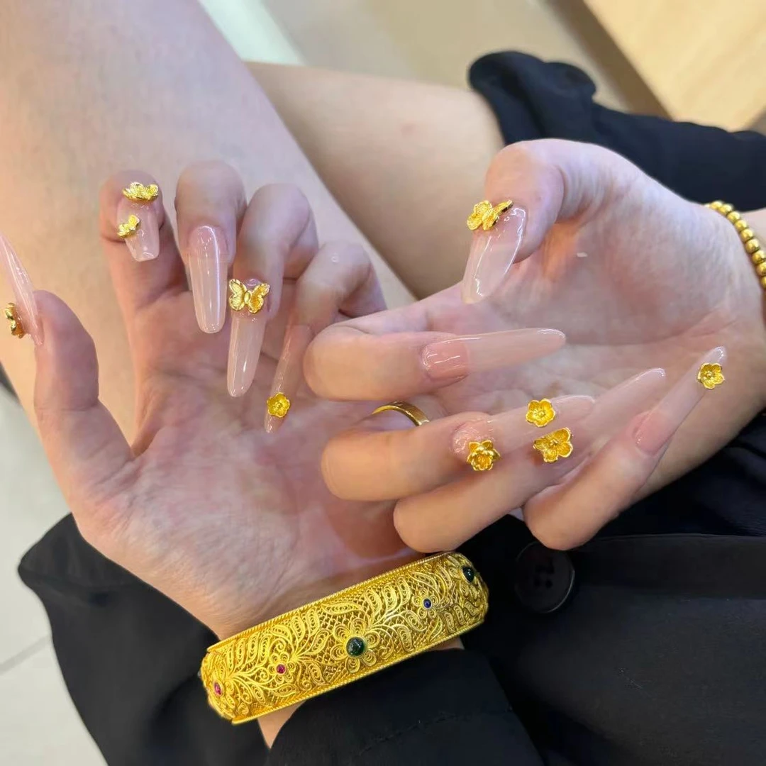 裸色纯欲风富贵奢华立体黄金花美甲网红爆款金色蝴蝶纯手工穿戴甲