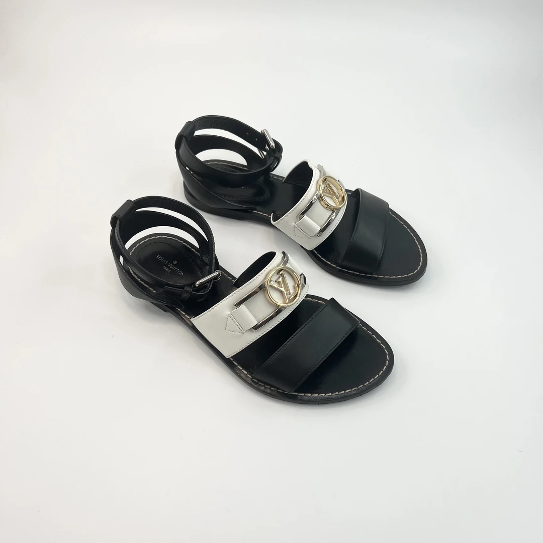 lv/37.5码/黑白lv金扣凉鞋/97新