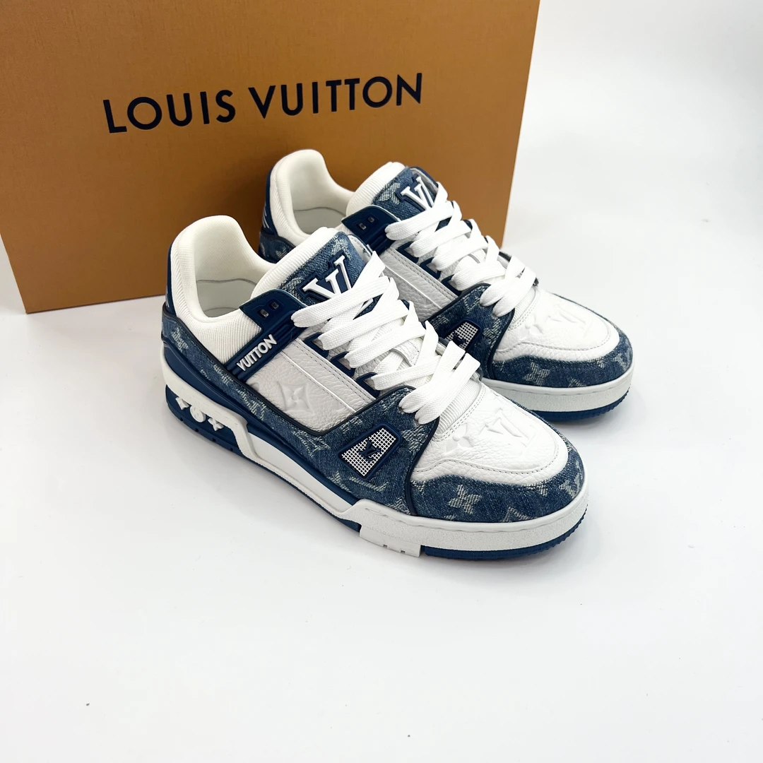 lv/37.5码/蓝白牛仔满印trainer低帮板鞋/99新