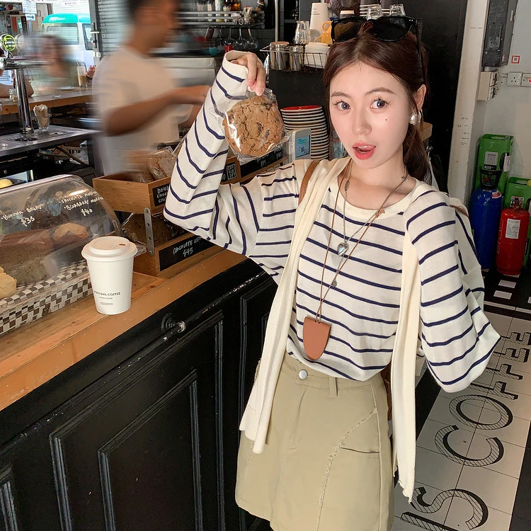 【现货】条纹长袖通勤针织打底衫女装秋季小众圆领内搭毛衣上衣