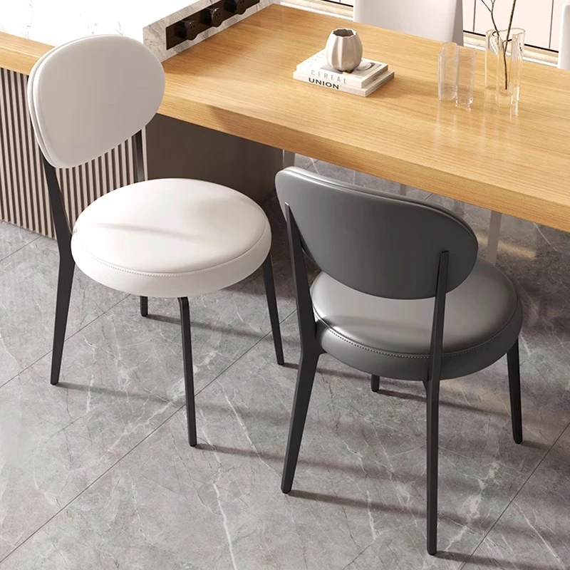 意式餐椅家用现代简约餐厅凳子轻奢高级靠背餐桌椅子奶油风梳妆凳