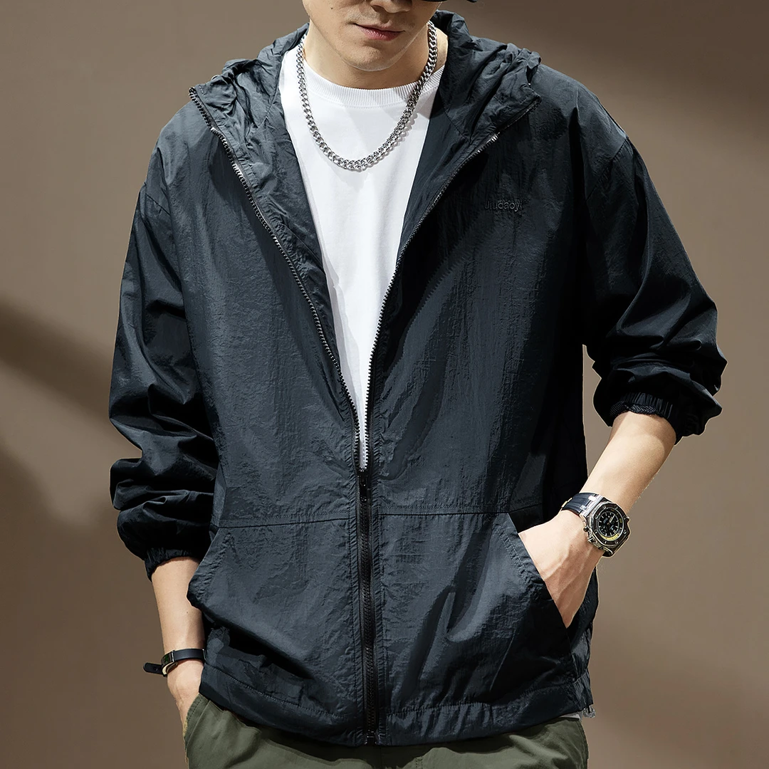 2023新款秋季薄款防紫外线衣男户外山系宽松连帽工装夹克男士外套