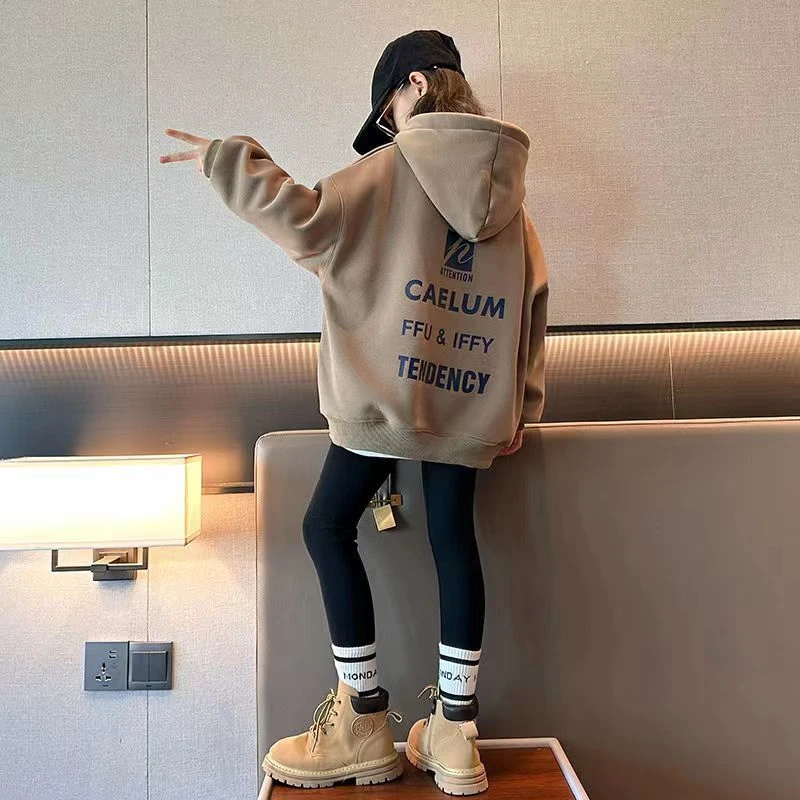 女童卫衣春秋季2023新款洋气加绒加厚冬季连帽儿童上衣中大童衣服