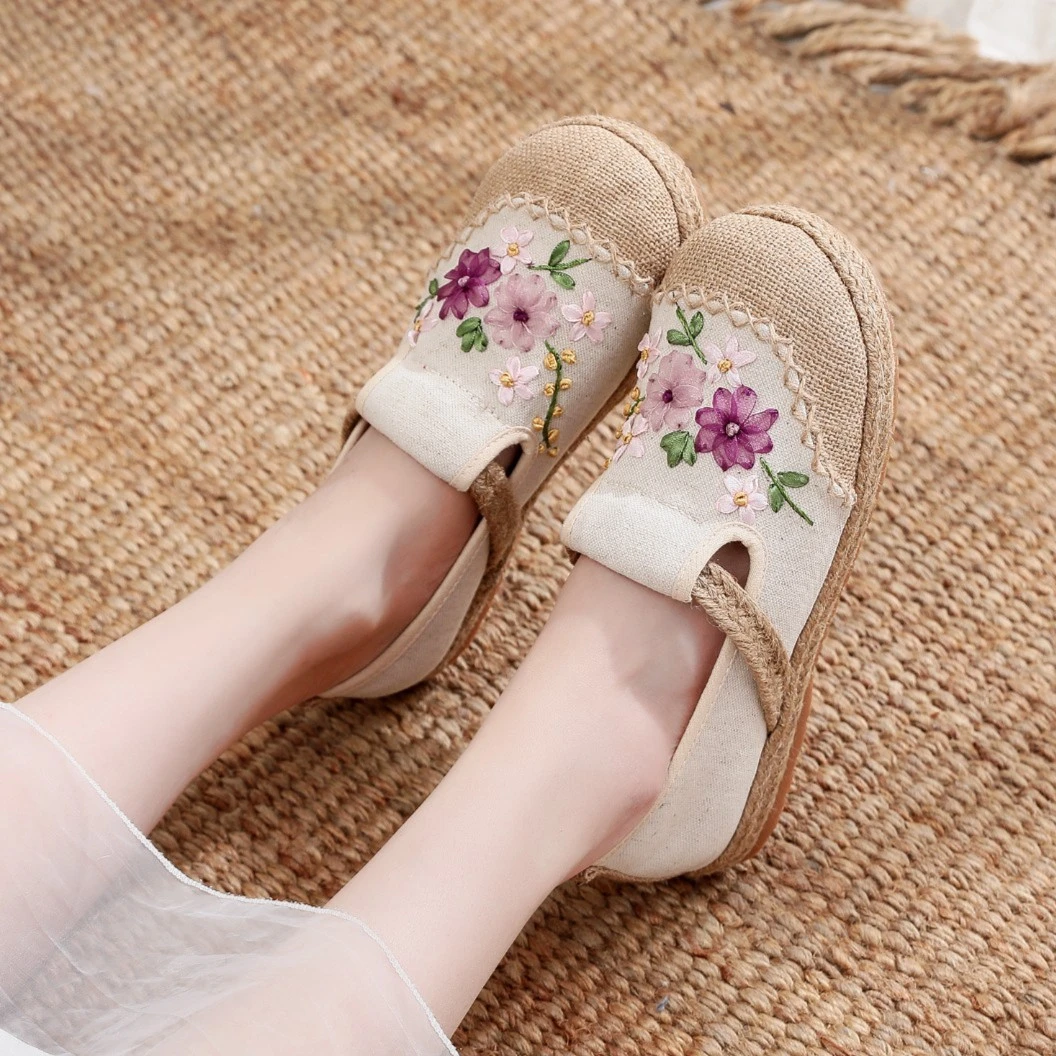春季新款手工绣花牛筋底复古名族风手工布鞋汉服绣花鞋（S01）