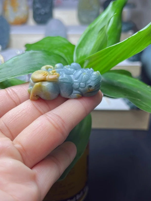 天然翡翠黄翡貔貅毛货抛光4天41.2•20.1•13.5