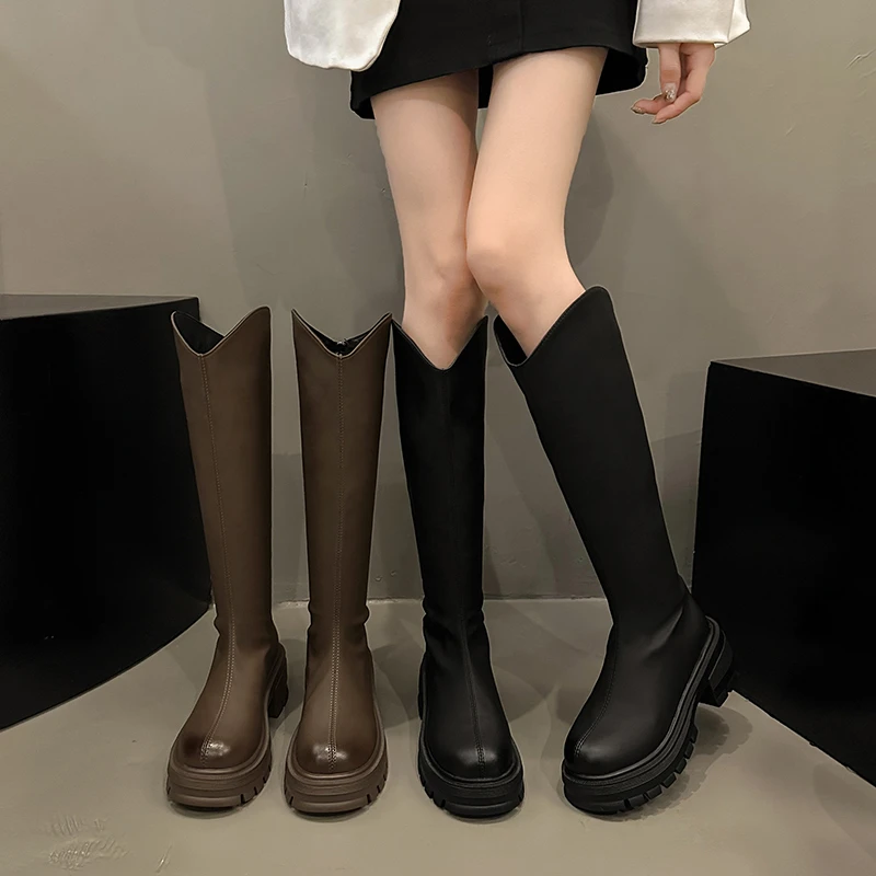 不过膝长筒靴女2024春秋新款粗腿大筒围骑士靴厚底V口小个子长靴