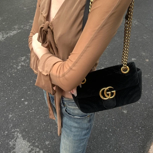 95新 GUCCI/古驰 gucci马蒙22黑色丝绒款斜挎包