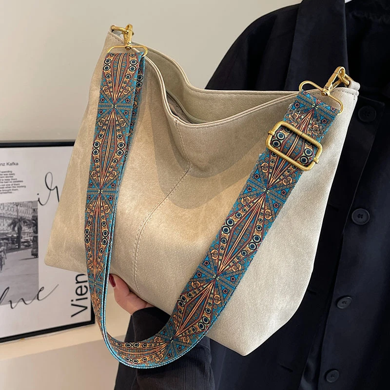 百搭宽带大包包女士新款潮搭高级质感托特包夏季洋气大容量通勤包