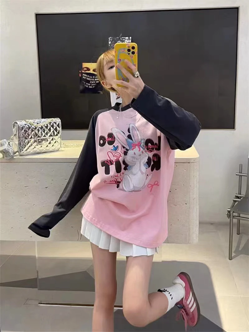 （南姐娜姐）2024早秋：新款小众设计可爱兔子印花拼色擦肩长袖T恤