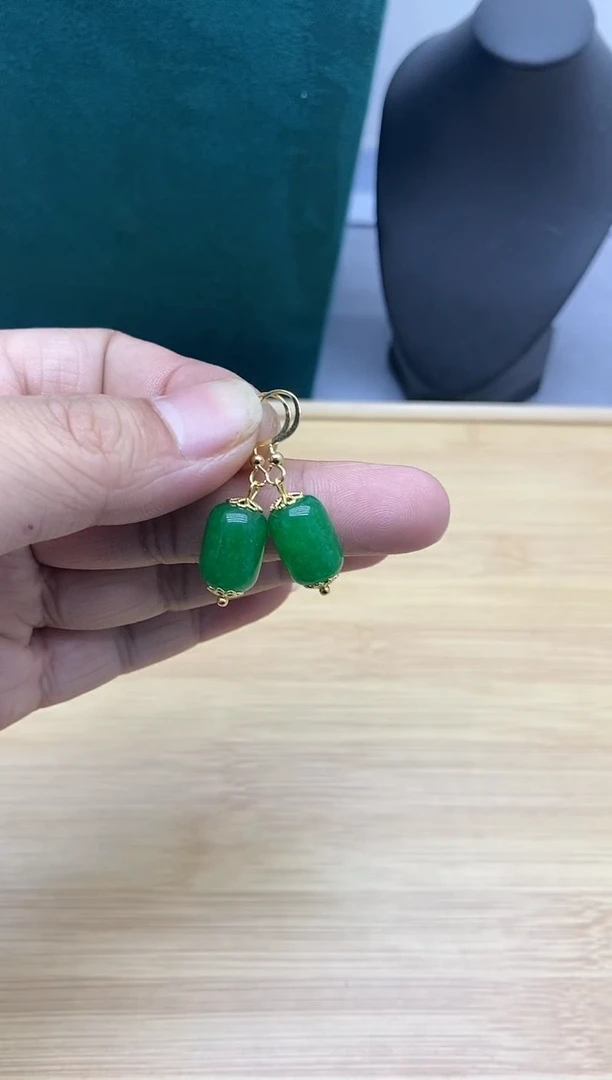 【闪购商品】翡翠耳饰银S925镀金镶嵌35
