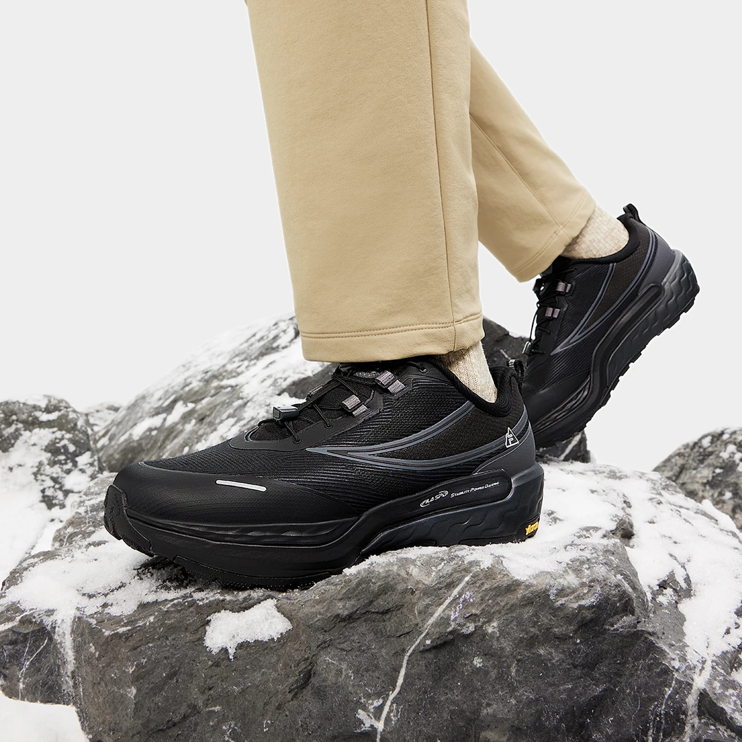 Fila/斐乐眼界男鞋户外运动防滑舒适轻便男士运动鞋A12M441203F