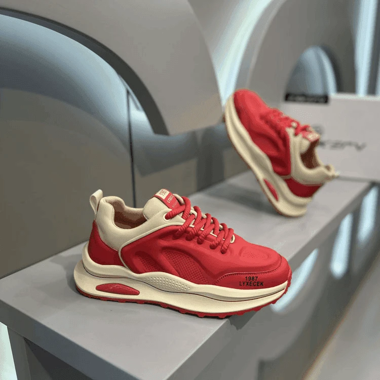 秋季新款男鞋轻奢百搭时尚潮鞋国潮网红小众男士轻奢高级感爆款鞋