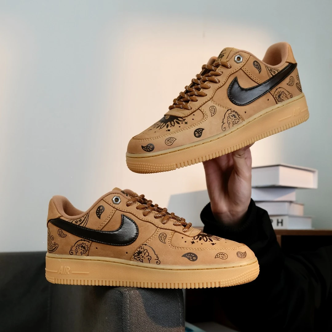 Nike/AF1小麦空军 x 腰果花手绘 低帮复古百搭【定制球鞋】
